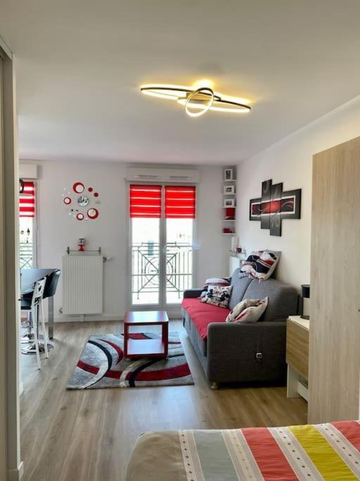 Suite Cartier Near Disneyland Paris 세리스 외부 사진